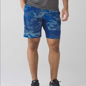 Men’s Lululemon T.H.E. Short *9" - Big Pebble Camo Dark Cobalt Sea Mist - Size M